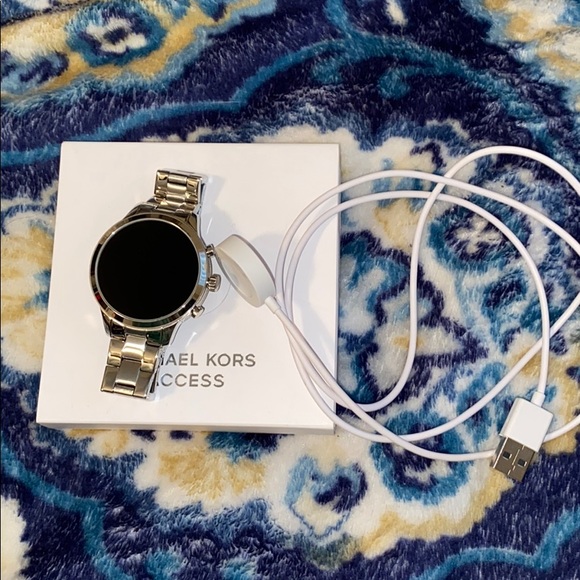 Michael Kors Accessories - Michael Kors watch- Silver